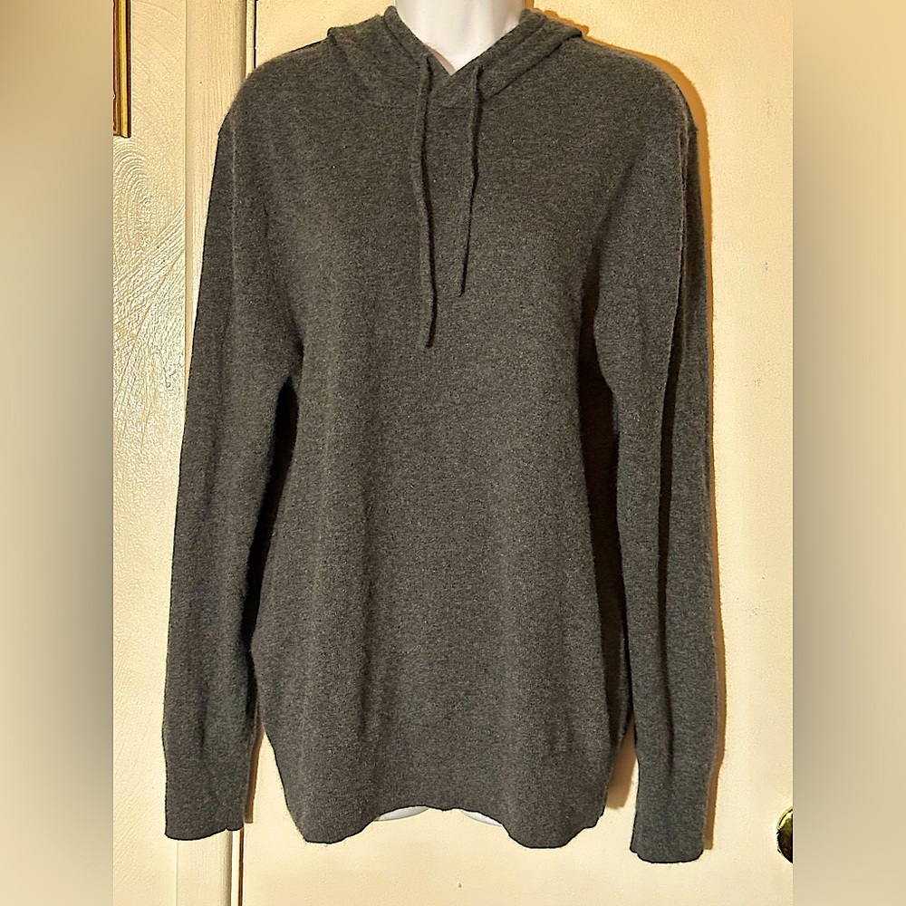 Everlane cashmere hoodie